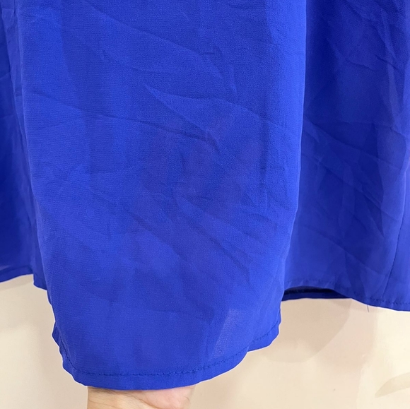 Blue very nice top - Picture 3 of 5